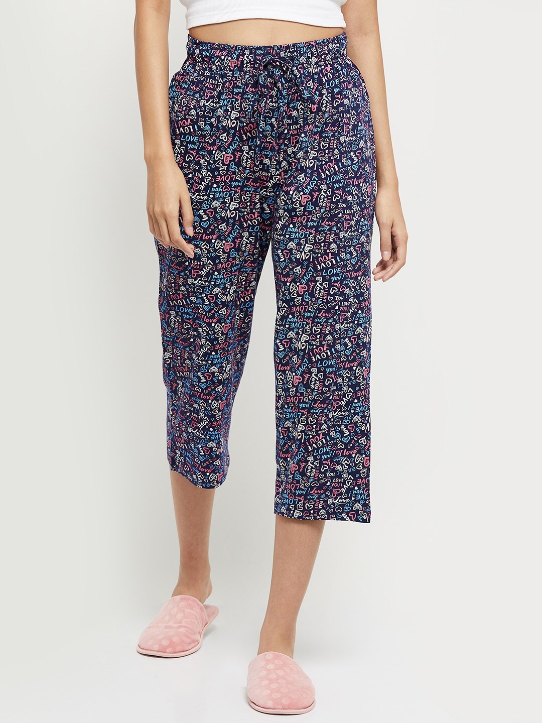 

max Women Navy Blue & Pink Printed Cotton Capri Lounge Pants