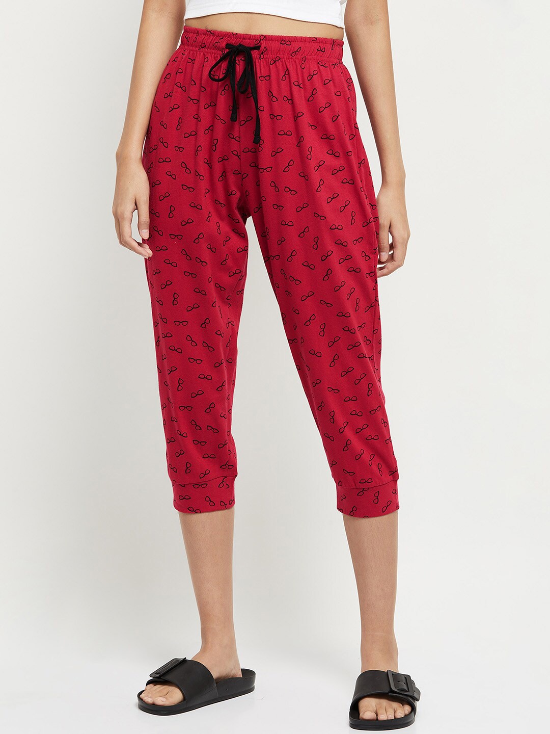 

max Women Red & Black Printed Pure Cotton Lounge Capris