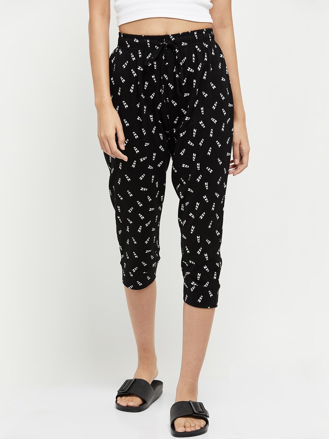 

max Women Black & White Printed Cotton Lounge Capris