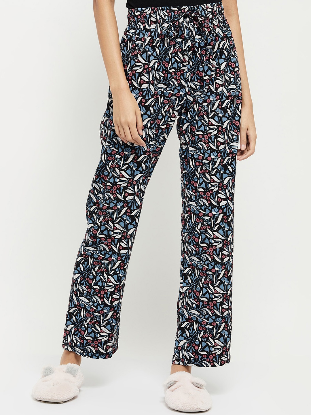 

max Women Black Floral Pure Cotton Track Pant