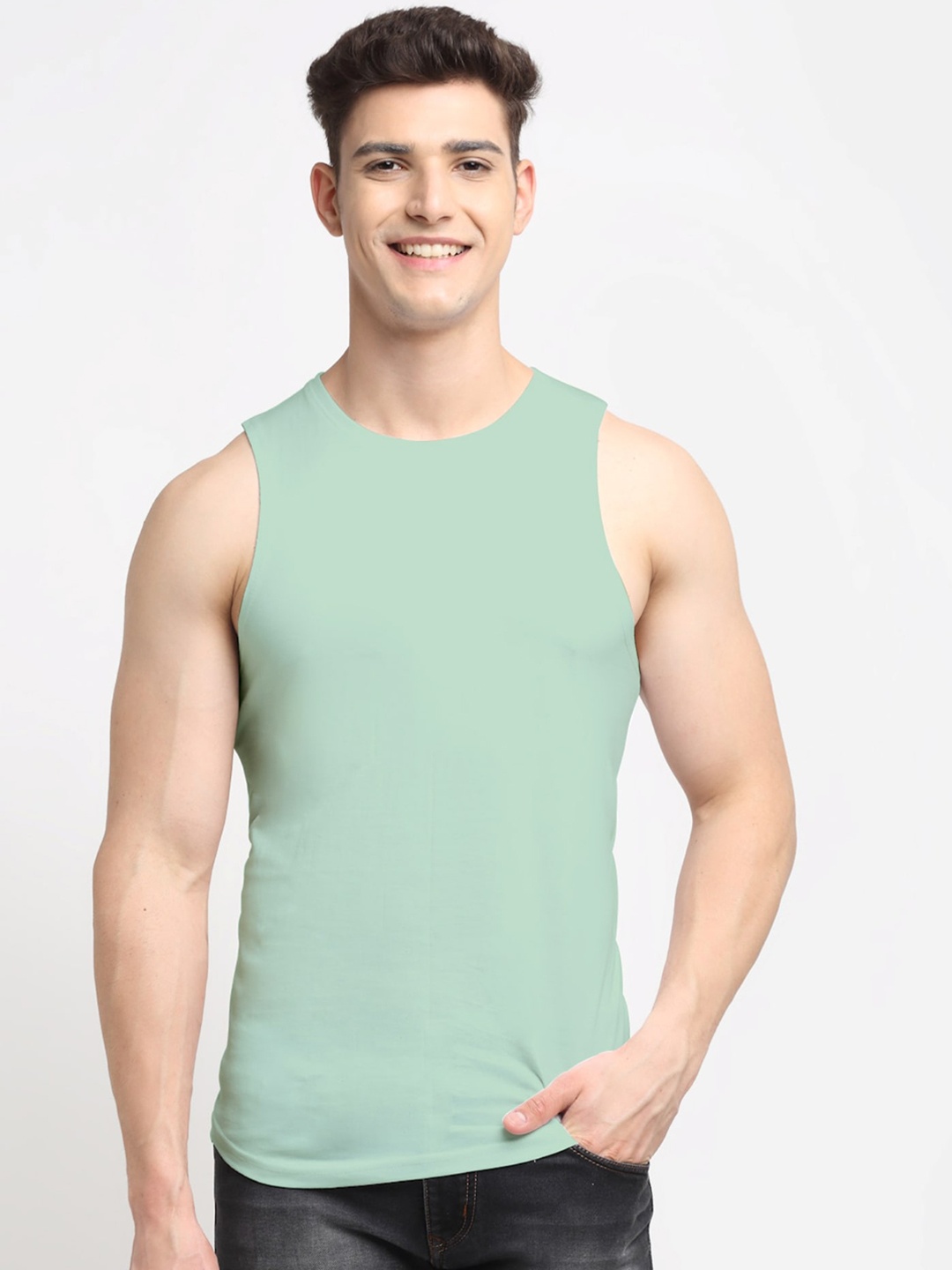 

Friskers Men Sea Green Solid Cotton Innerwear Vests