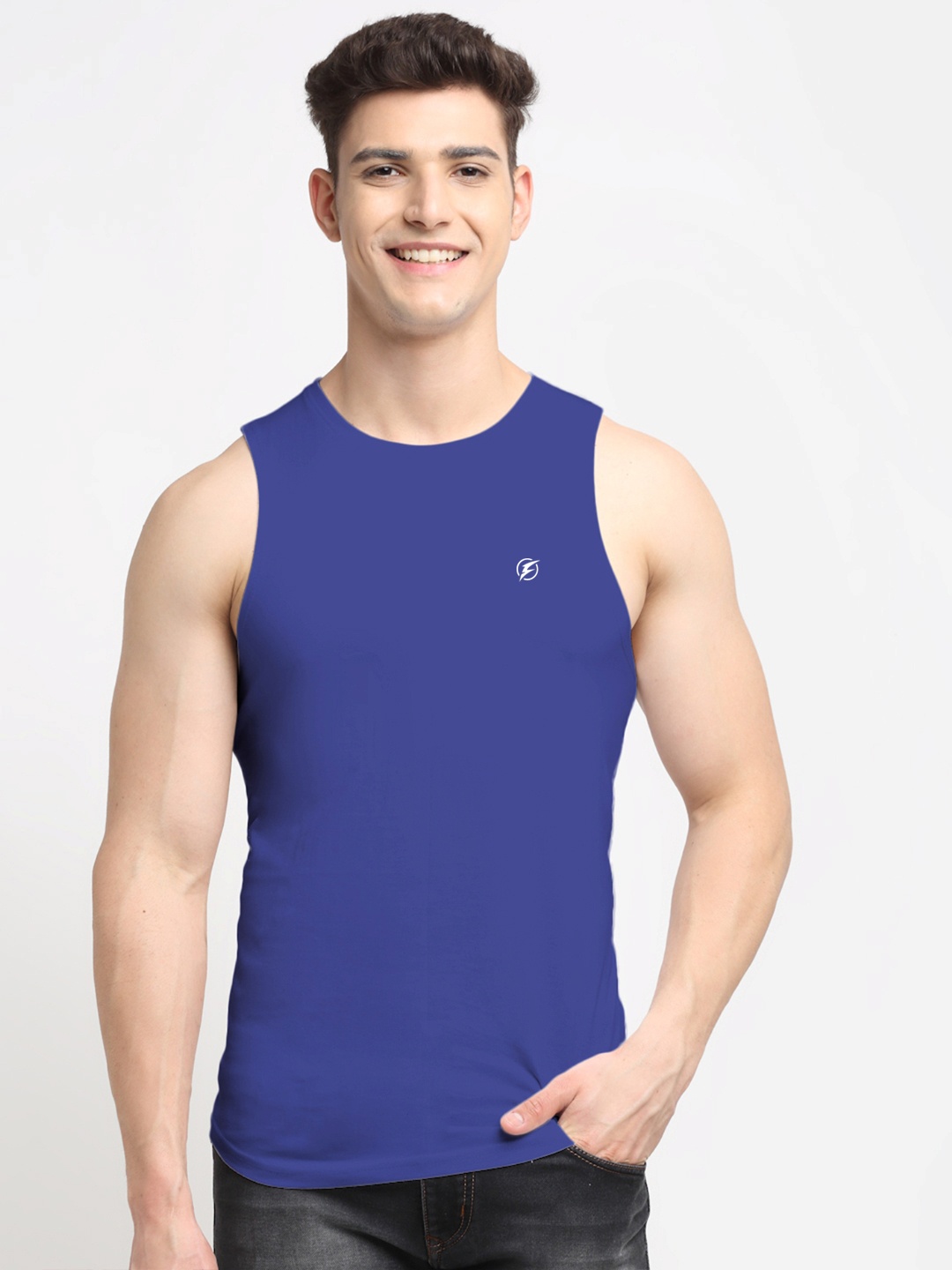 

Friskers Men Blue Solid Cotton Innerwear Vests