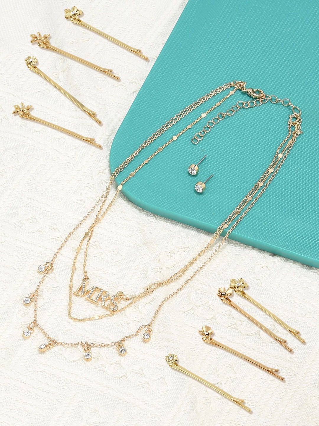 

AMI Gold-Plated Layered Jewellery Set & Set of 8 Bobby Pins