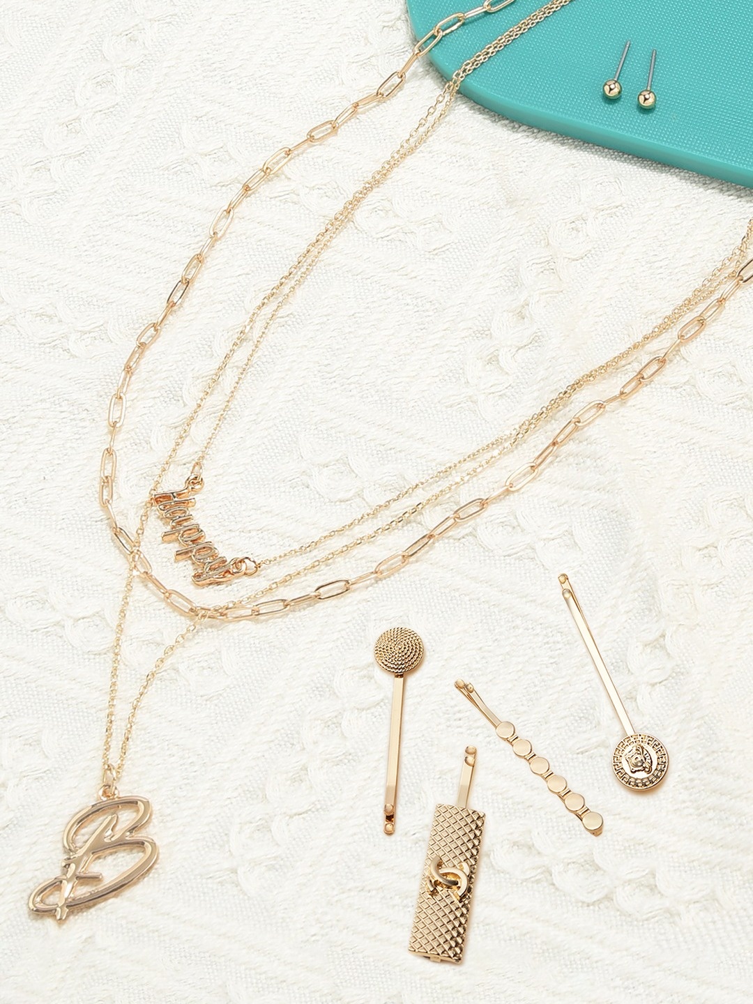 

AMI Gold-Toned Layered Necklace With Earrings & Hair Pins