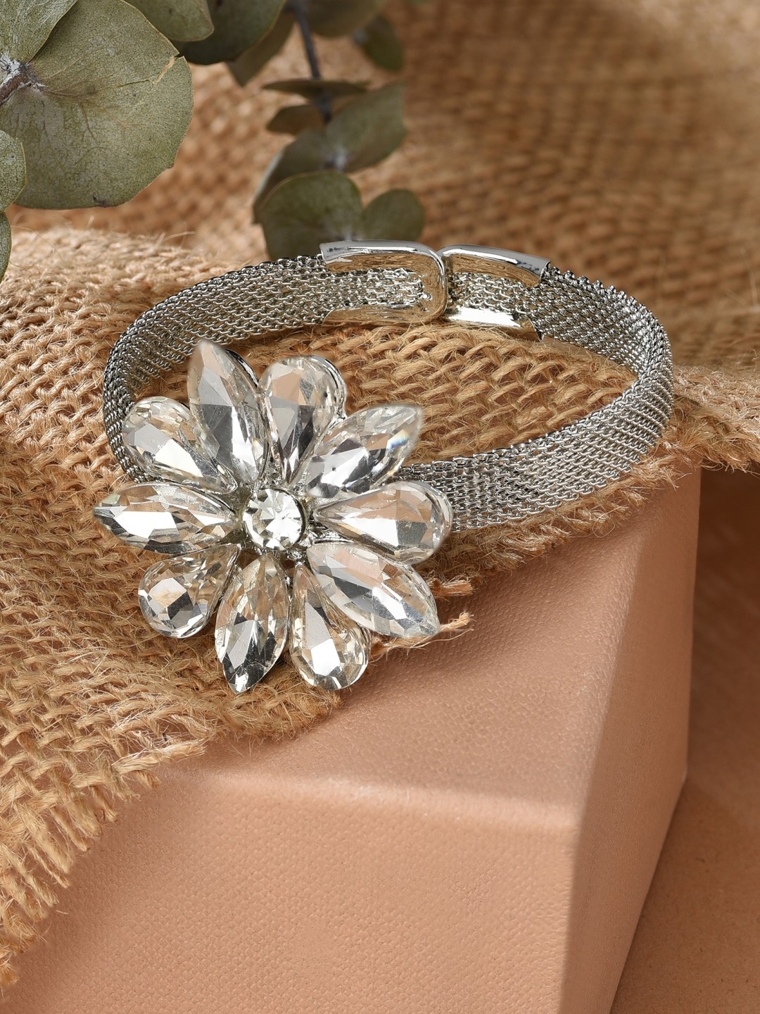 

Zaveri Pearls Women Silver-Plated & White Flower Shape Dazzling Stones Bracelet