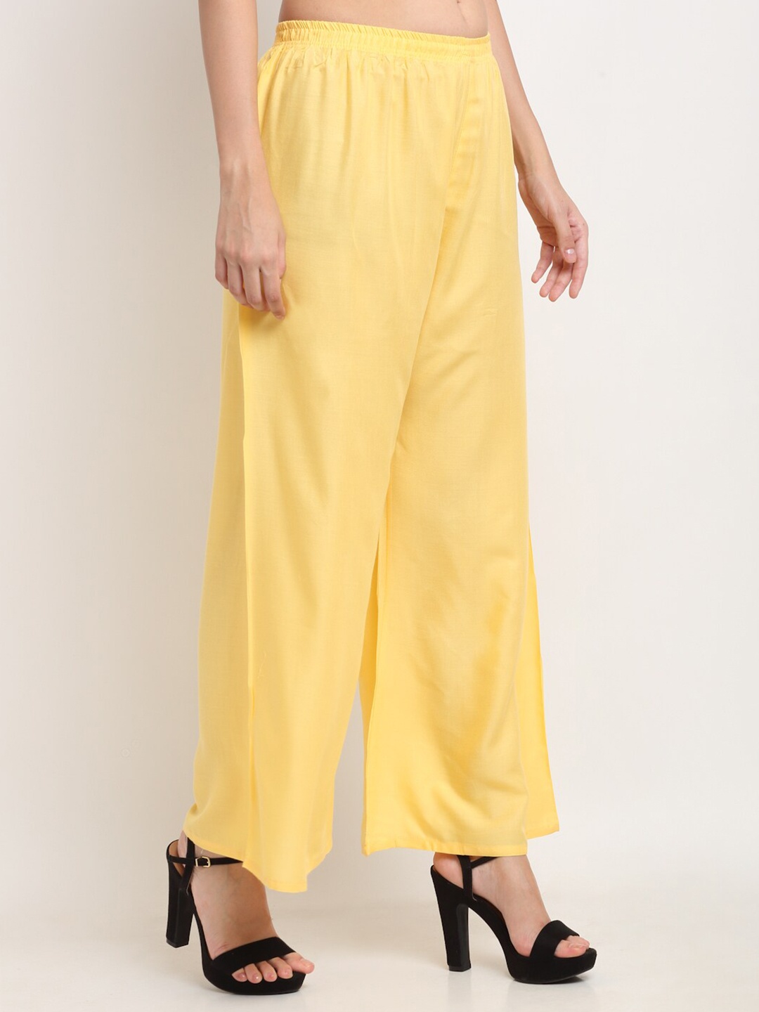 

Miaz Lifestyle Women Yellow Solid Knitted Palazzos