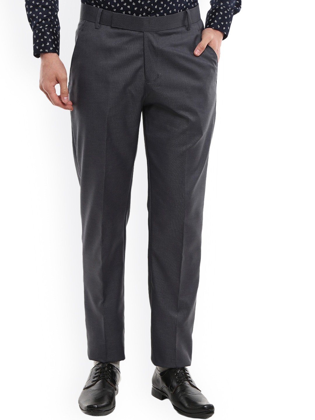 

V-Mart Men Grey Classic Slim Fit Trousers