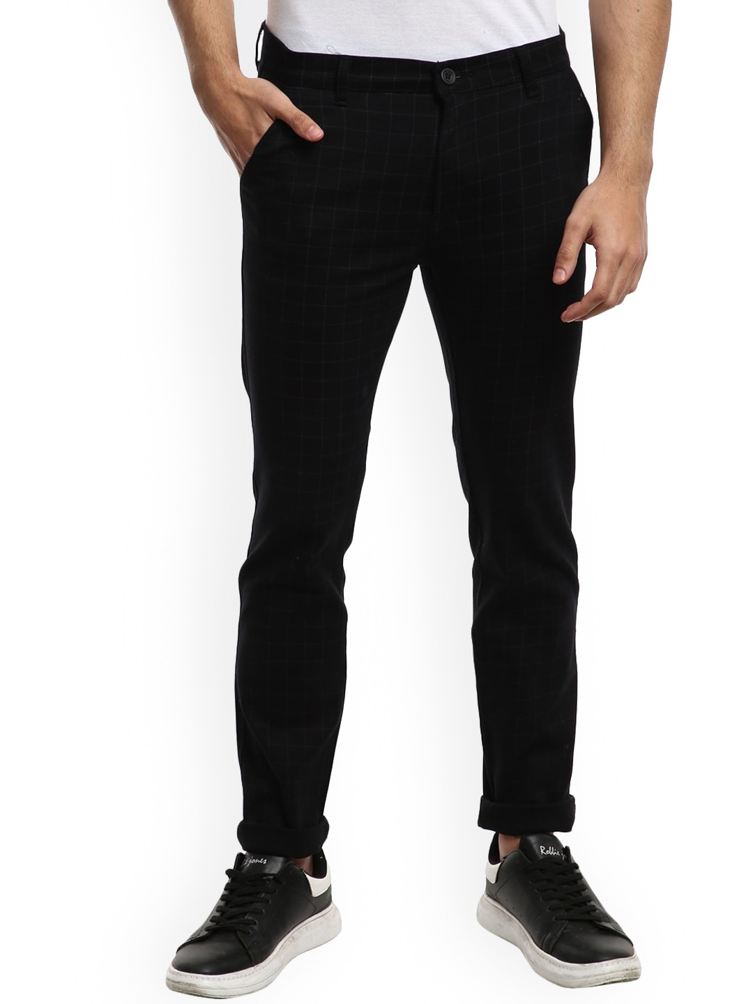 

V-Mart Men Black Classic Slim Fit Chinos Trousers
