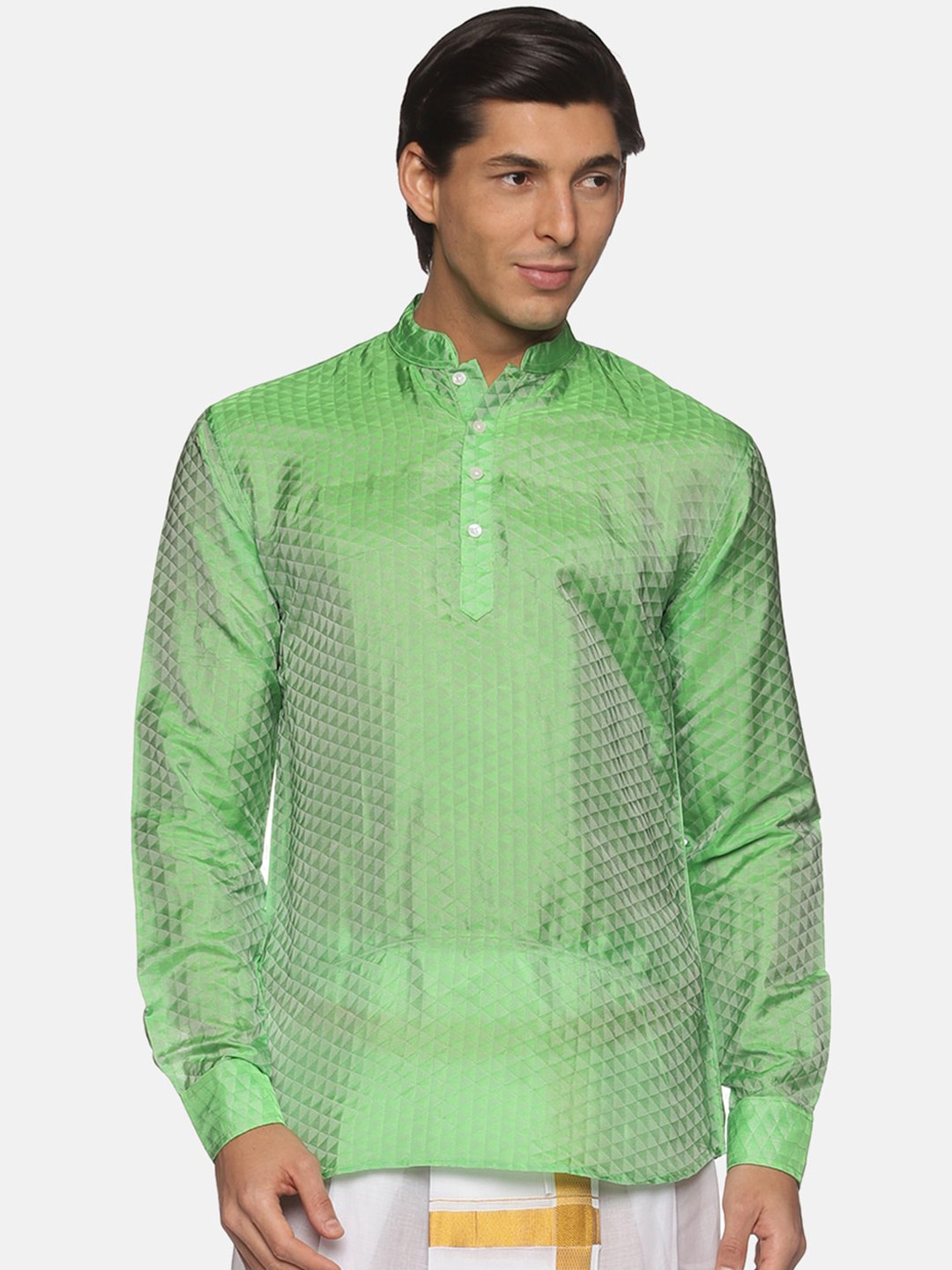 

Sethukrishna Men Green Woven Design Kurta