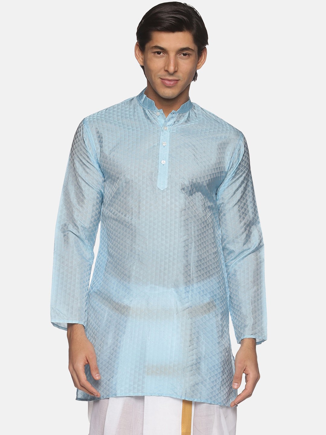 

Sethukrishna Men Blue Woven Design Kurta