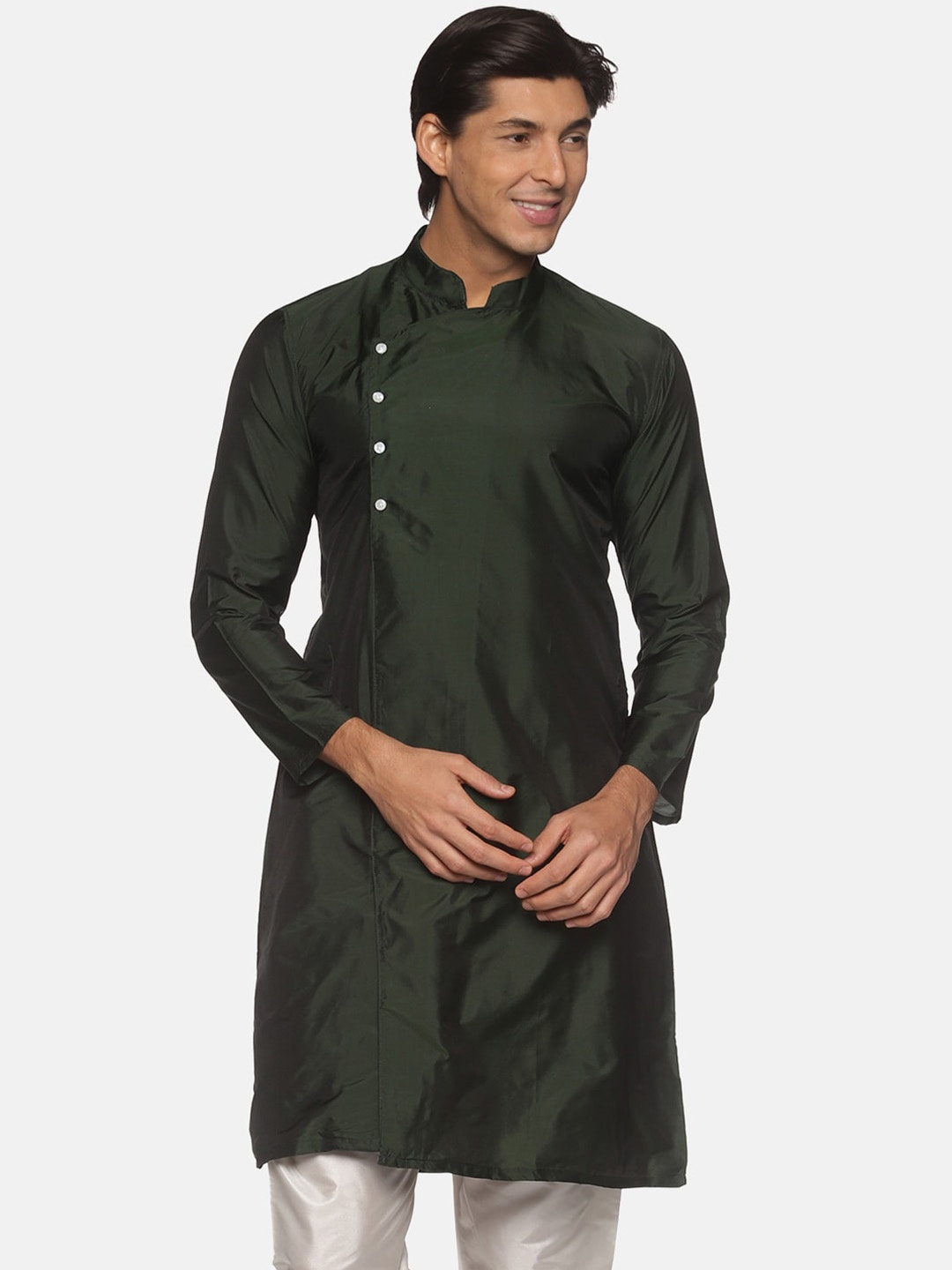 

Sethukrishna Men Green Thread Work Handloom Kurta