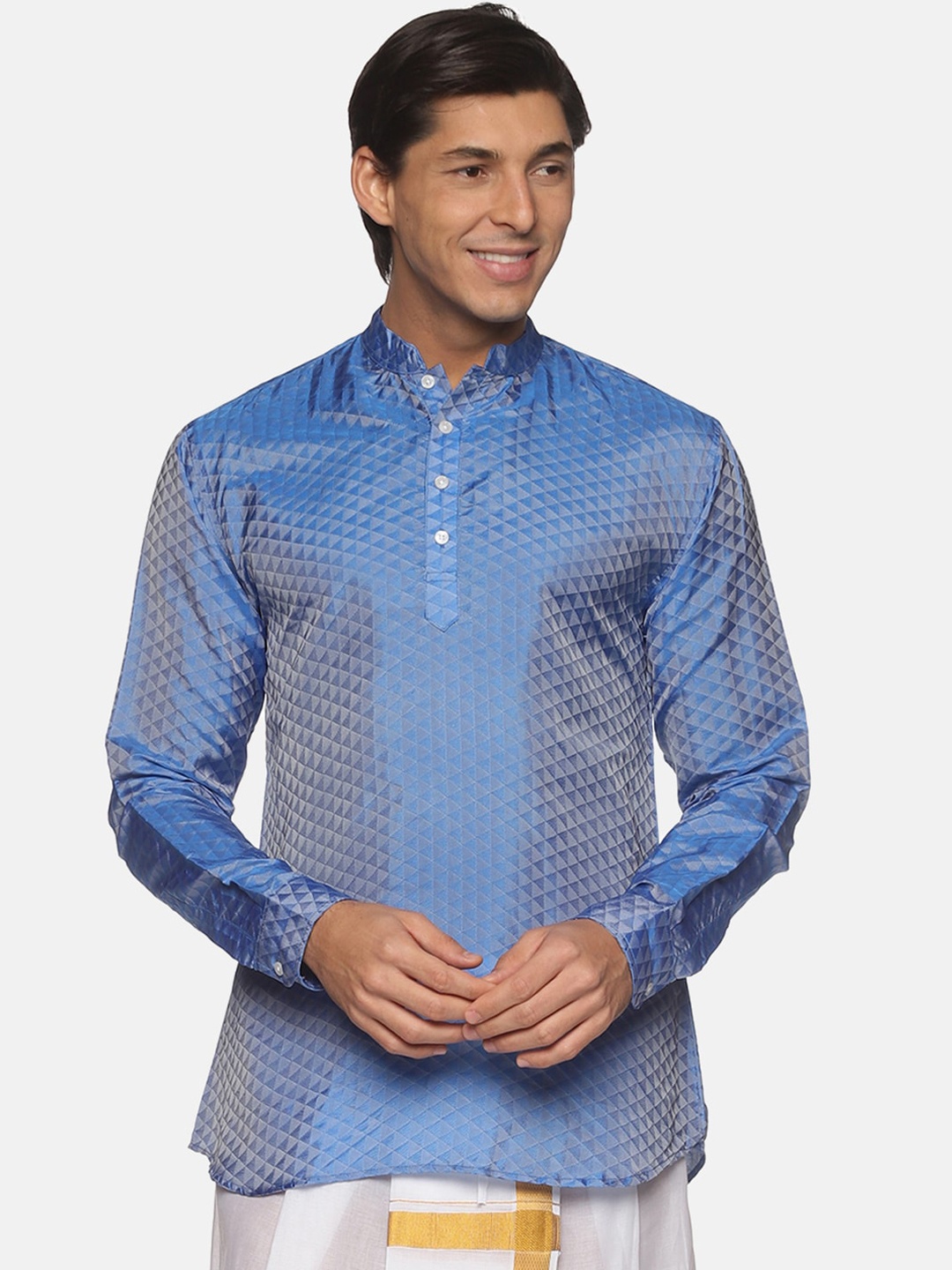 

Sethukrishna Men Blue Geometric Art Silk Kurta