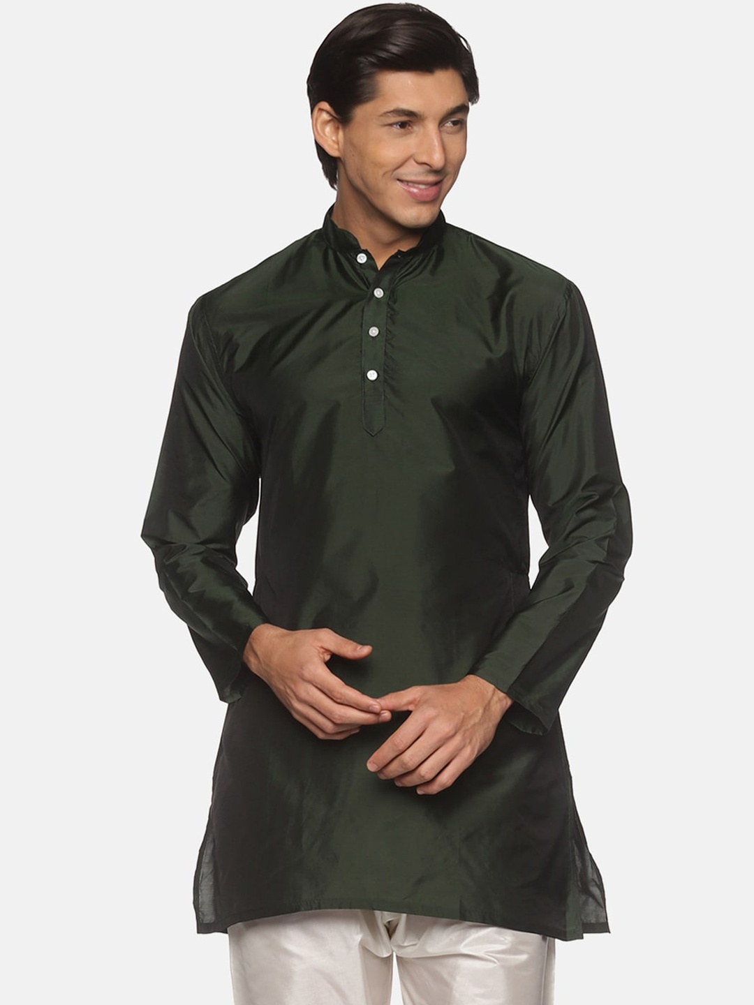 

Sethukrishna Men Green Solid Art Silk Kurta
