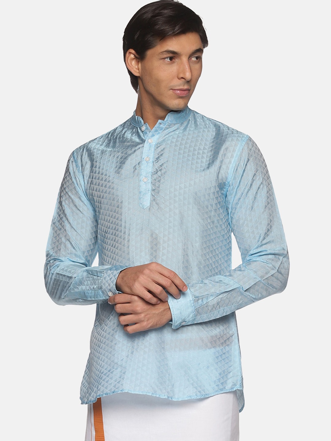 

Sethukrishna Men Blue Handloom Kurta