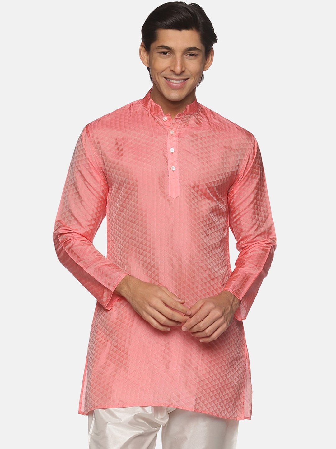 

Sethukrishna Men Peach-Coloured Geometric Kurta
