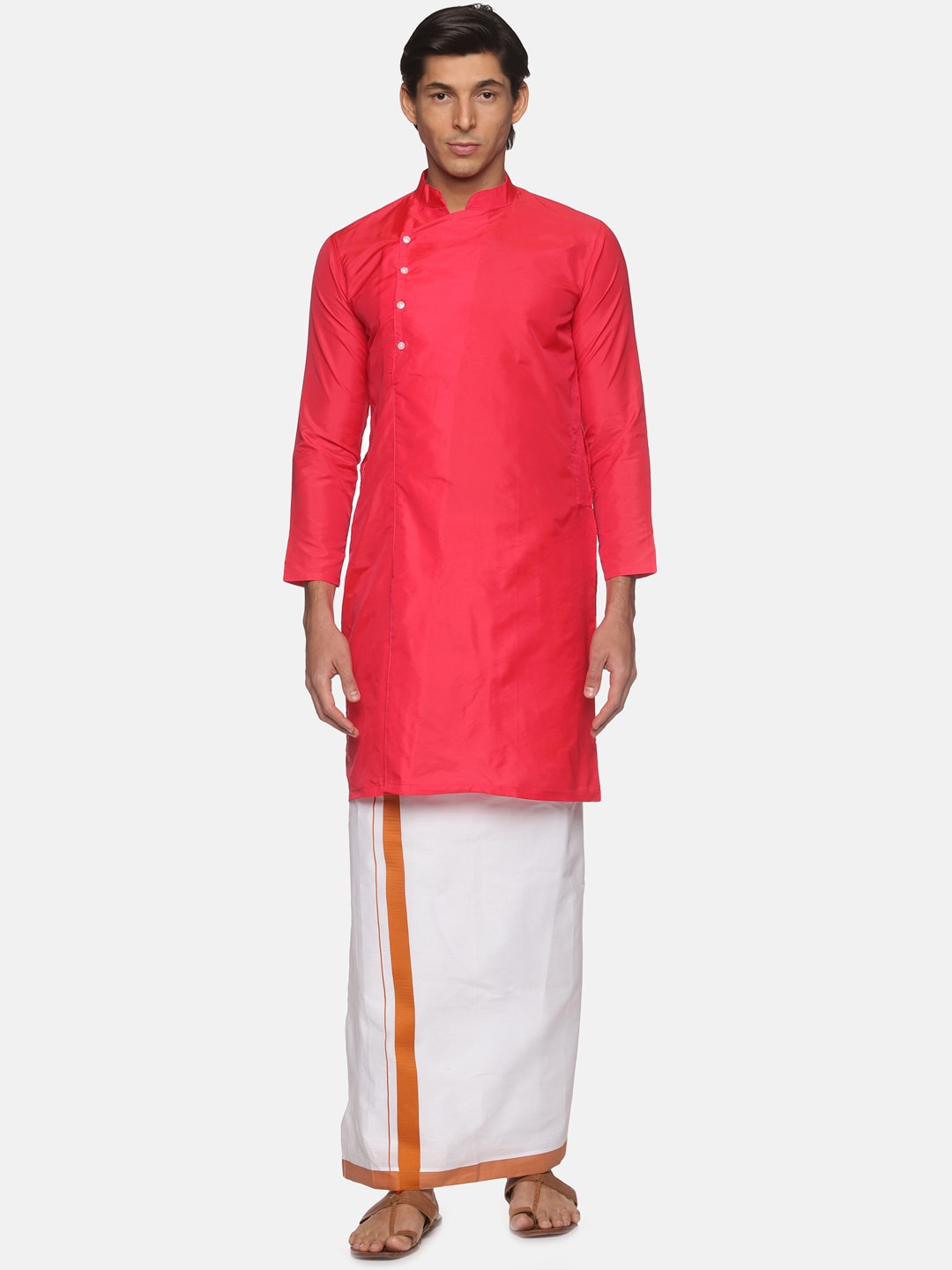 

Sethukrishna Men Fuchsia Angrakha Kurta With Veshti