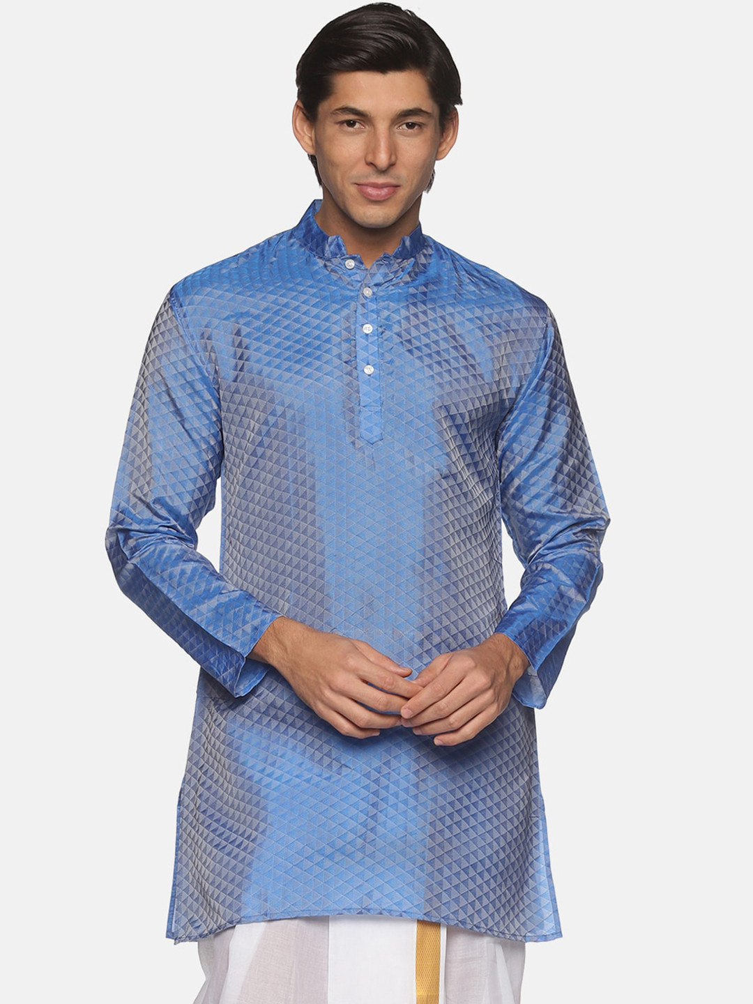 

Sethukrishna Men Blue Printed Thread Work Handloom Kurta