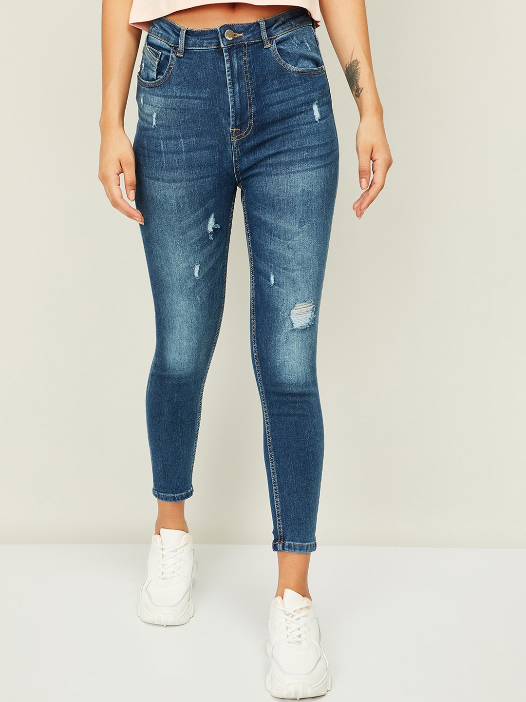 

Ginger by Lifestyle Women Blue Slim Fit Highly Distressed Heavy Fade Jeans