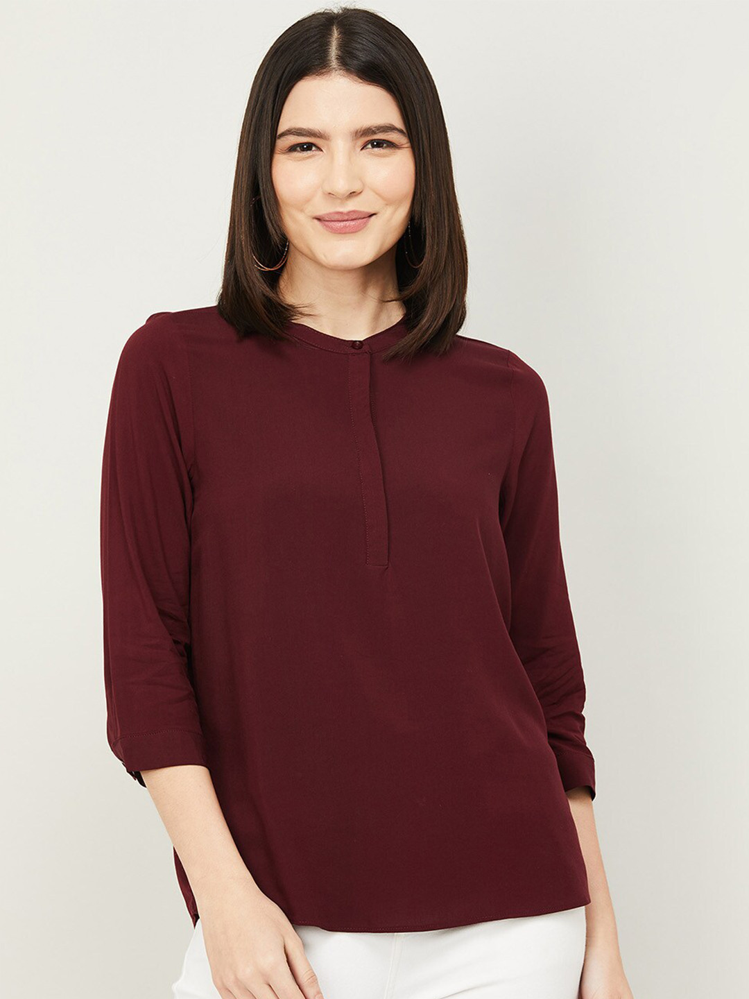 

Bossini Women Red Mandarin Collar Top