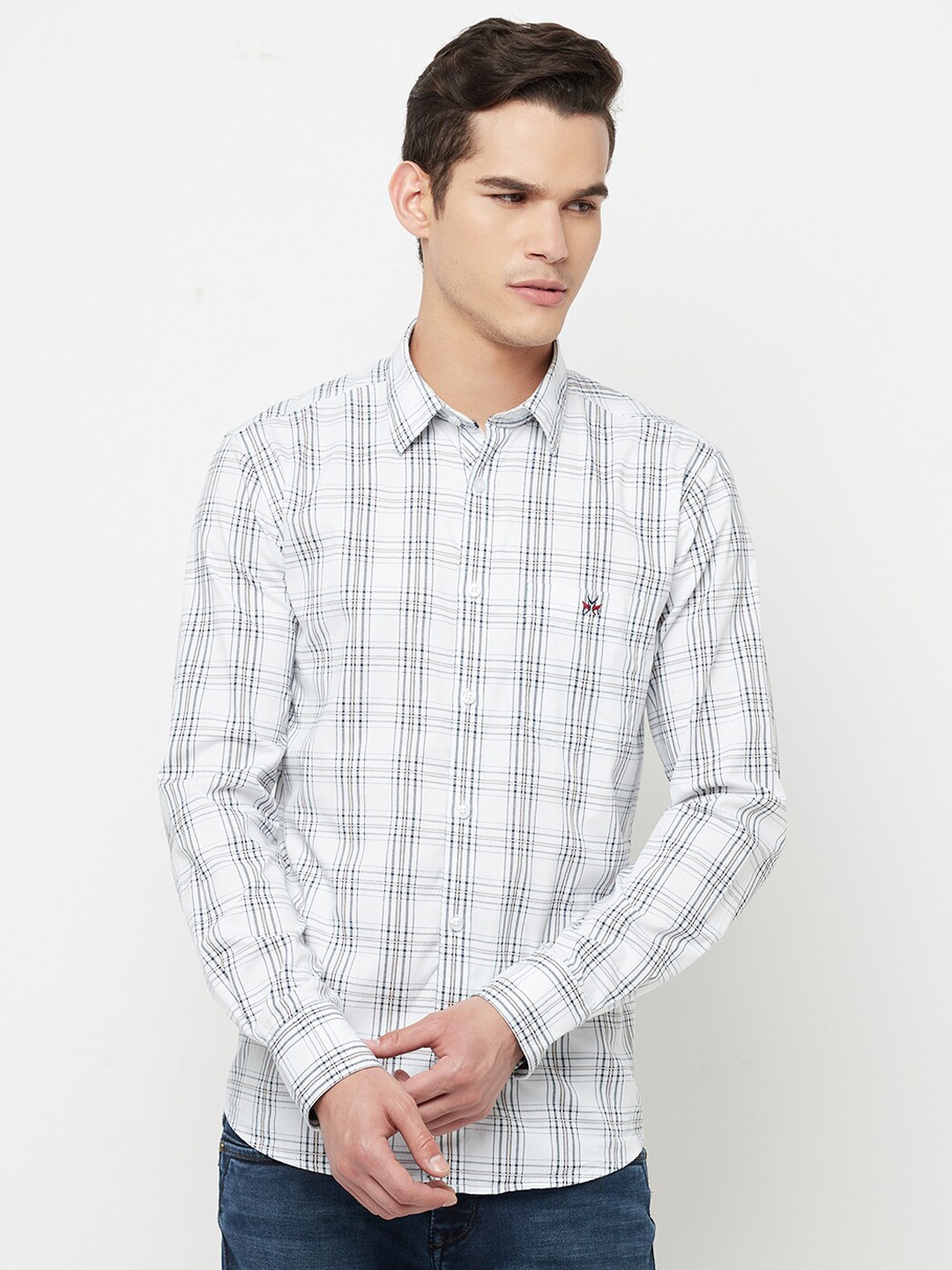 

Crimsoune Club Men White Slim Fit Tartan Checked Casual Shirt