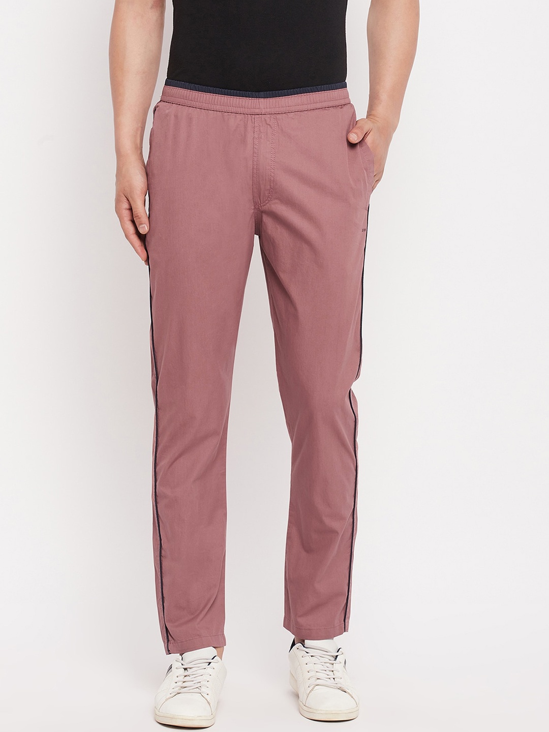 

Okane Men Pink Solid Track Pants
