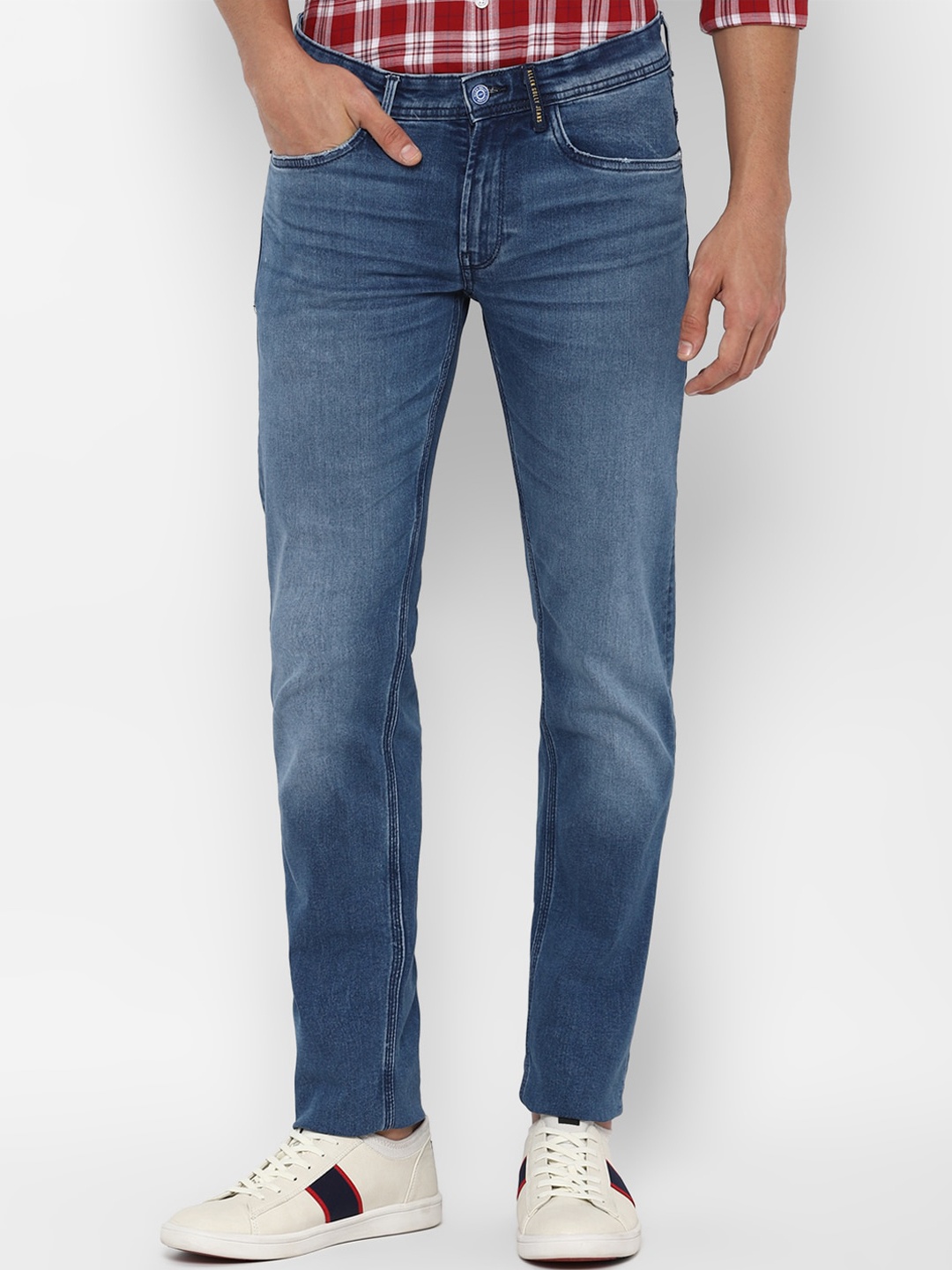 

Allen Solly Men Blue Slim Fit Light Fade Jeans