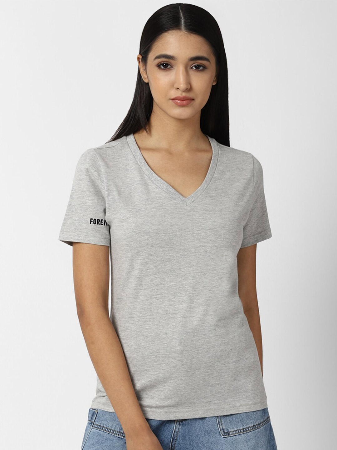 

FOREVER 21 Grey Solid Regular Top