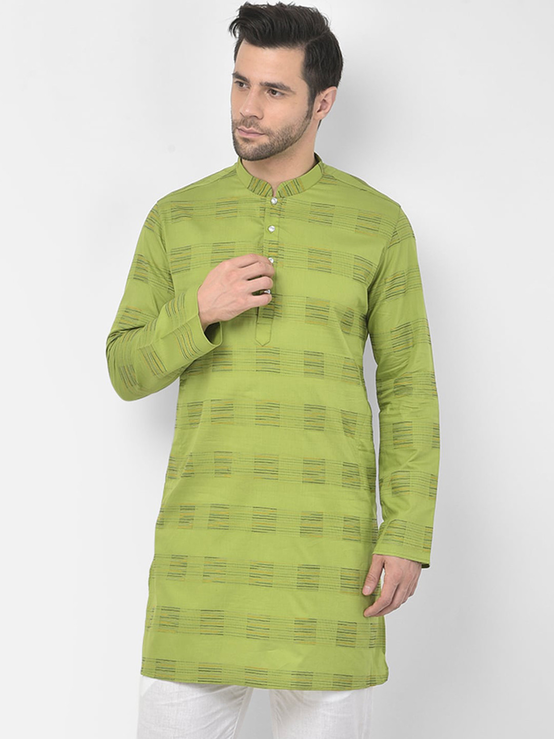 

DEYANN Men Green Geometric Embroidered Thread Work Kurta
