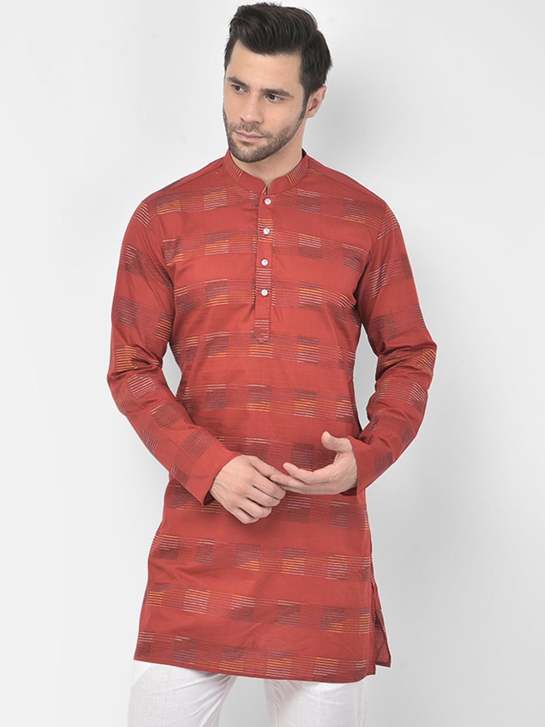 

DEYANN Men Red Geometric Thread Work Cotton Kurta