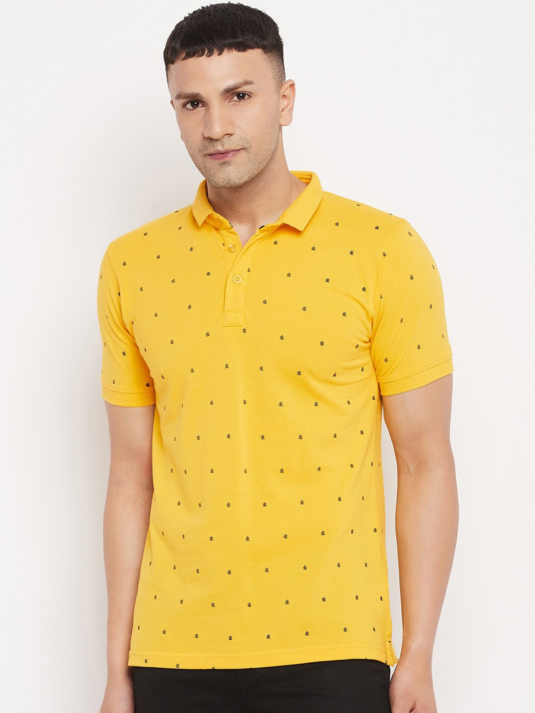 

Okane Men Yellow Printed Polo Collar T-shirt