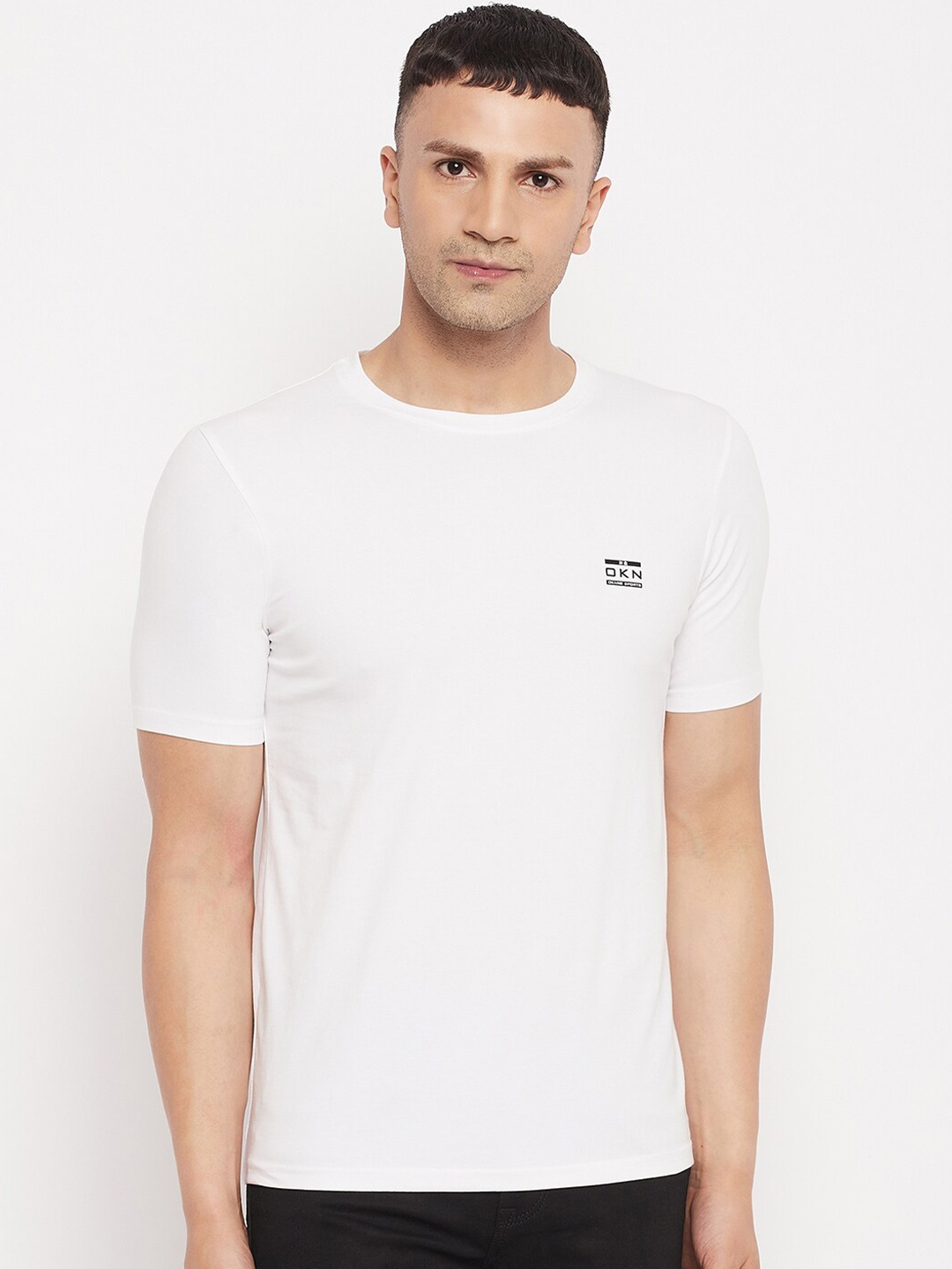 

Okane Men White Cotton Blend T-shirt