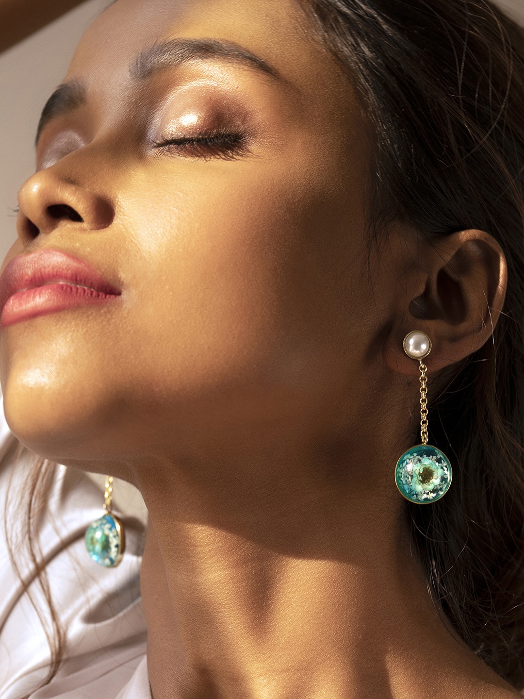 

Mikoto by FableStreet Gold-Plated Blue & White Pearls Beaded Drop Earrings