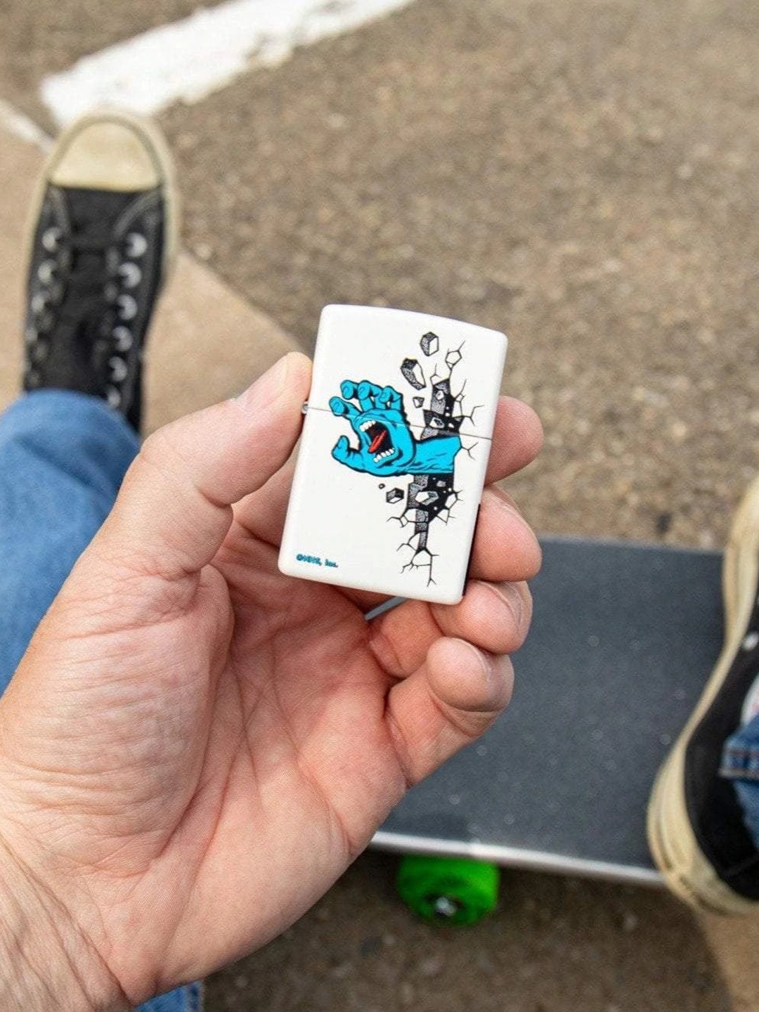 

Zippo White & Blue Printed Matte Pocket Lighter