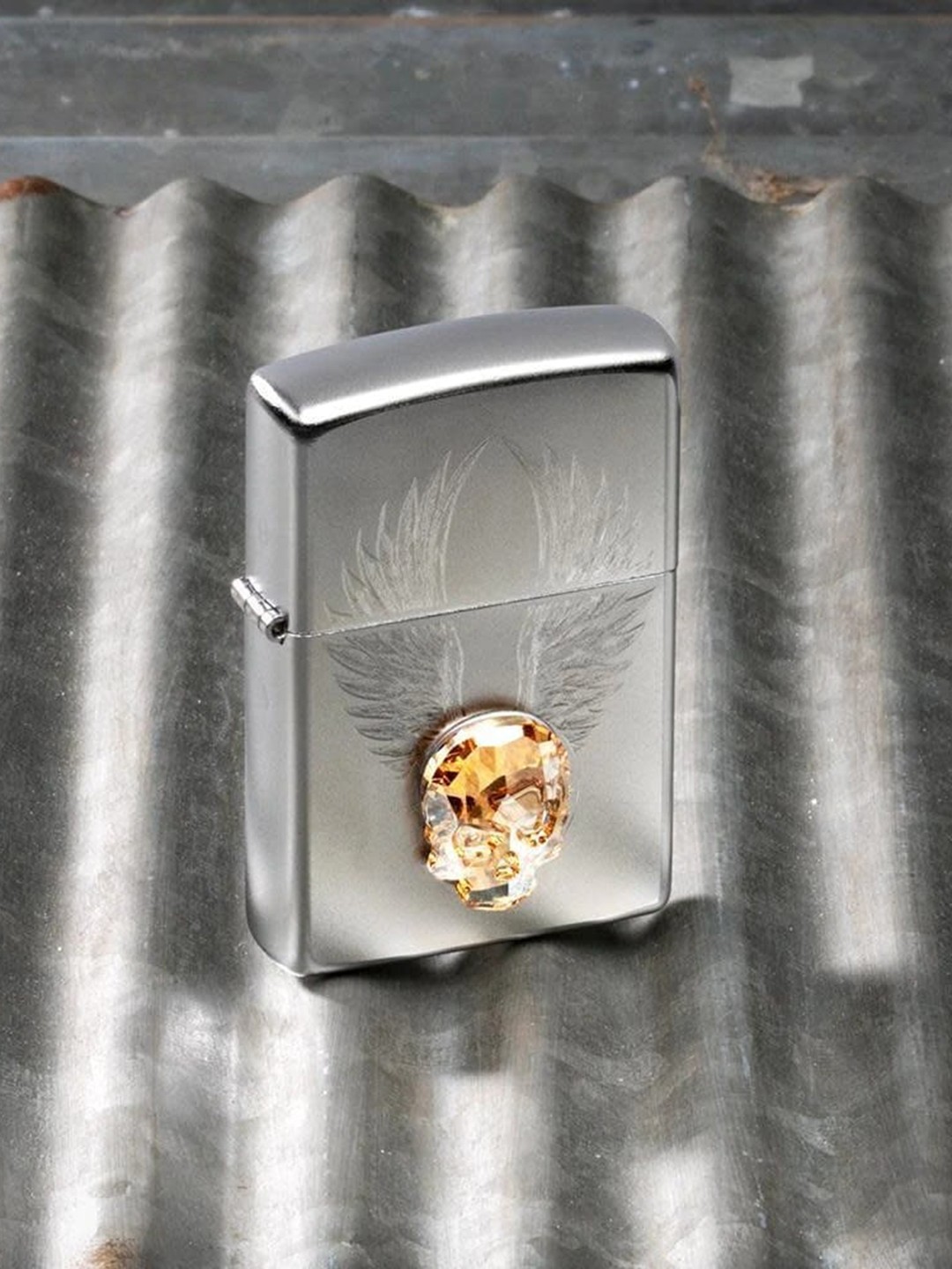 

Zippo Silver-Toned Skull Design Pocket Windproof Lighter
