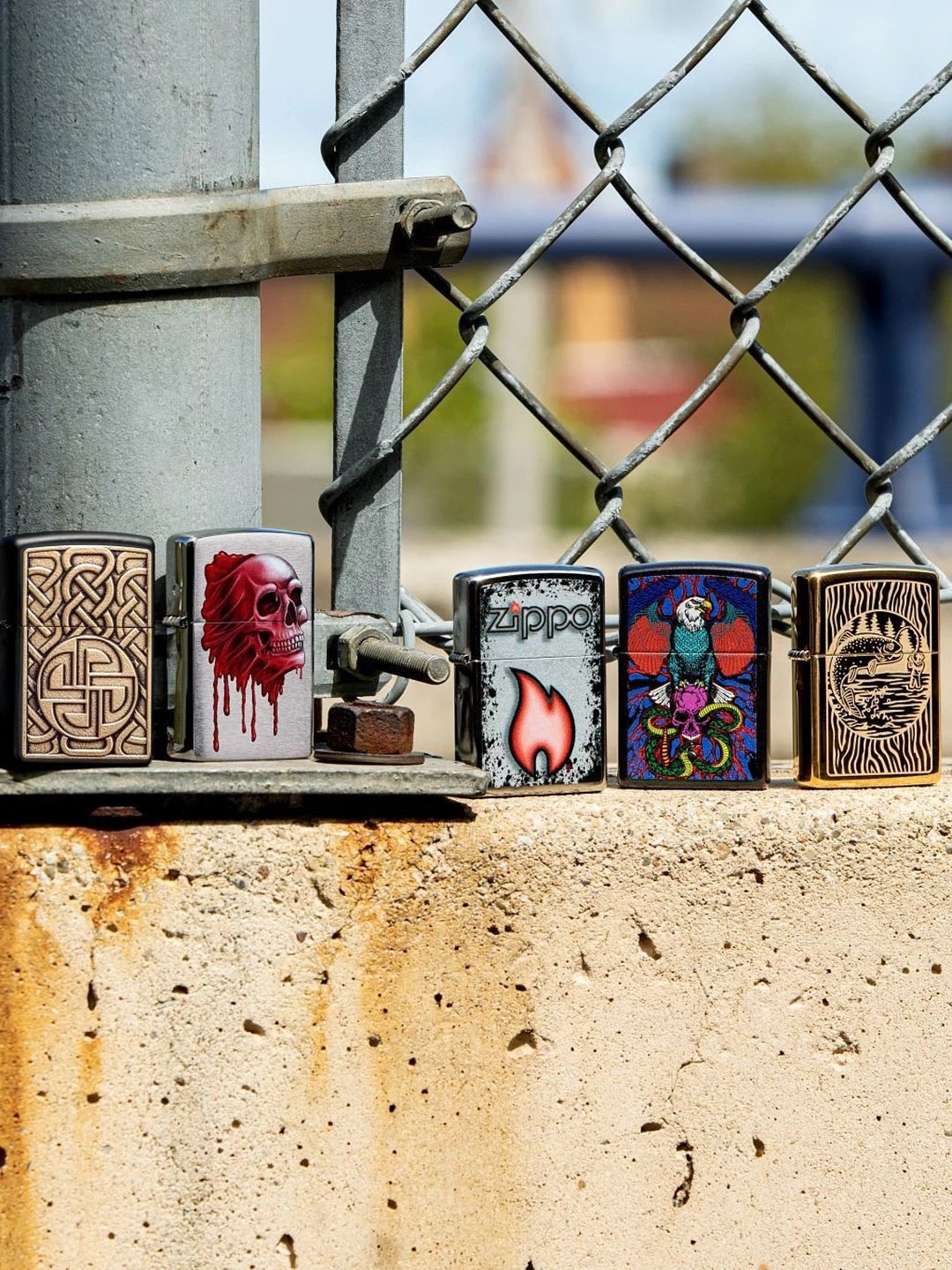 

Zippo Multi-Colored Snake & Skull Design Pocket Lighter
