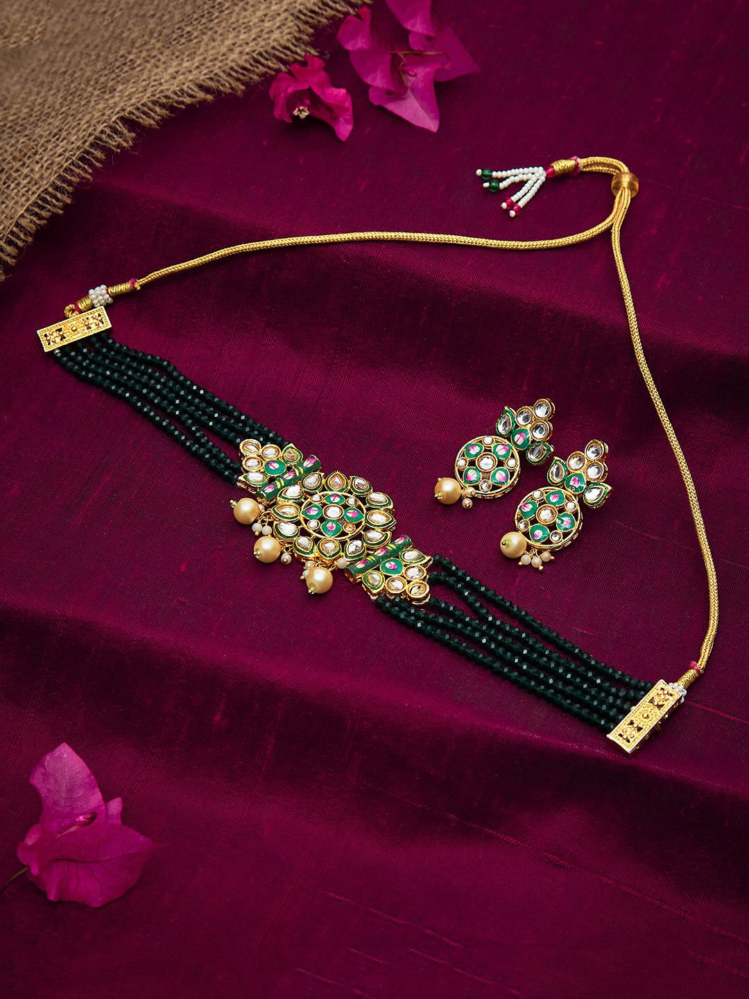 

SOHI Gold-Plated Black & White Kundan-Studded & Beaded Jewellery Set