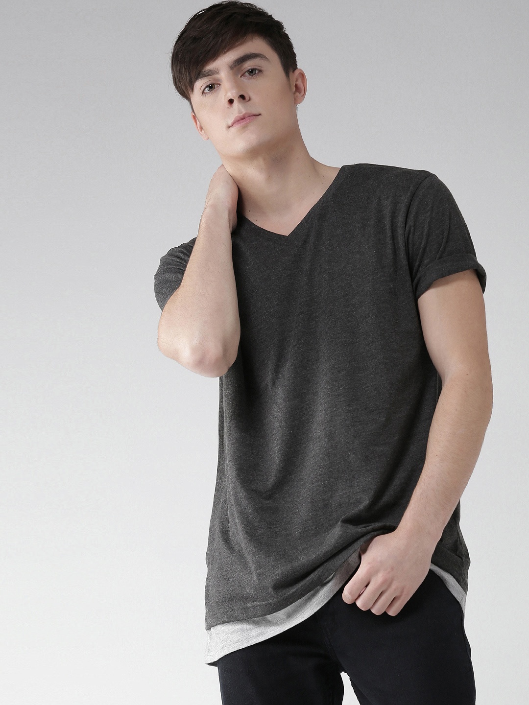 

FOREVER 21 Men Charcoal Grey Solid V-Neck T-shirt