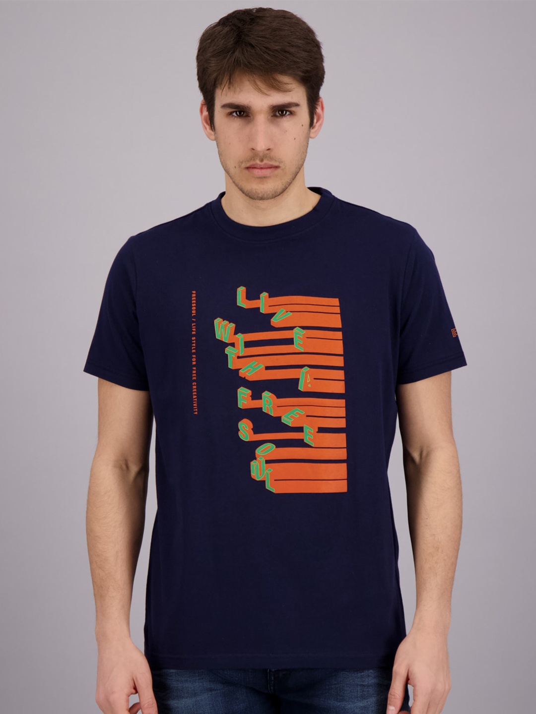 

FREESOUL Men Blue Camouflage Printed T-shirt