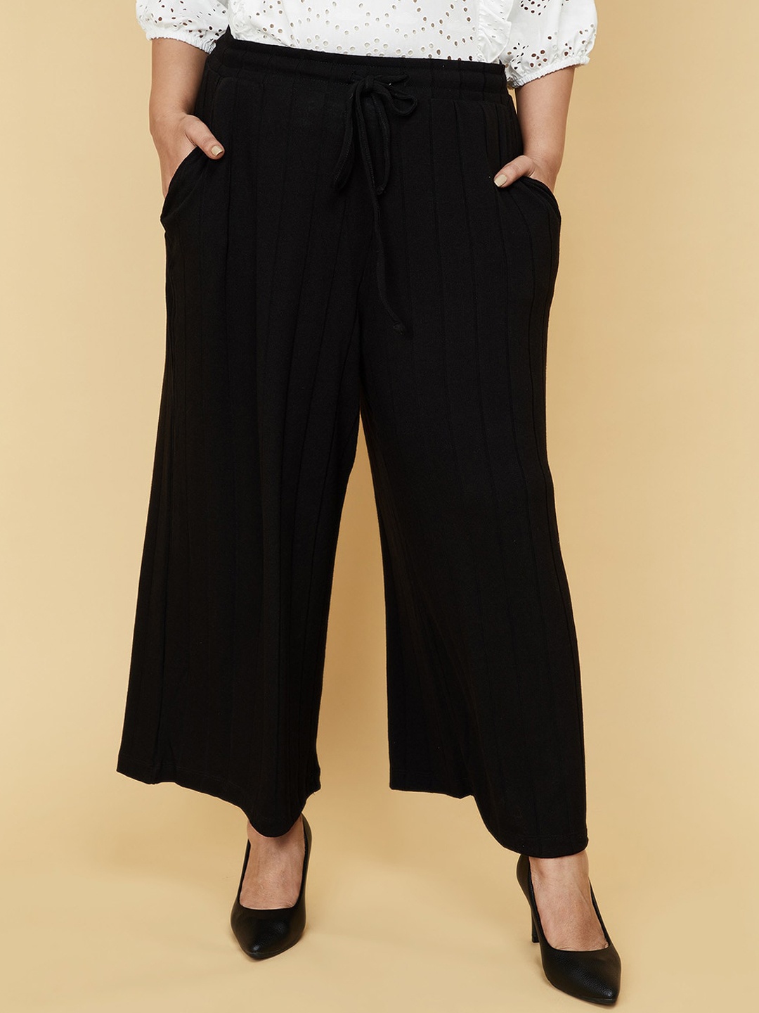 

max Plus Size Women Black Parallel Trousers