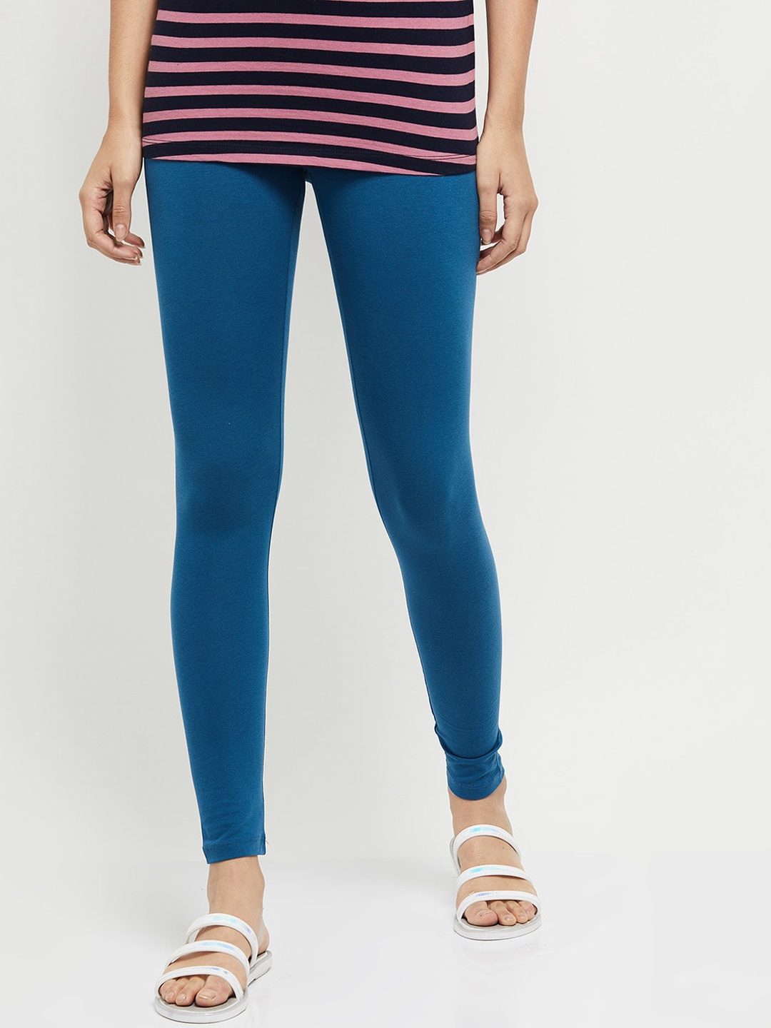 

max Women Blue Solid Ankle-Length Leggings