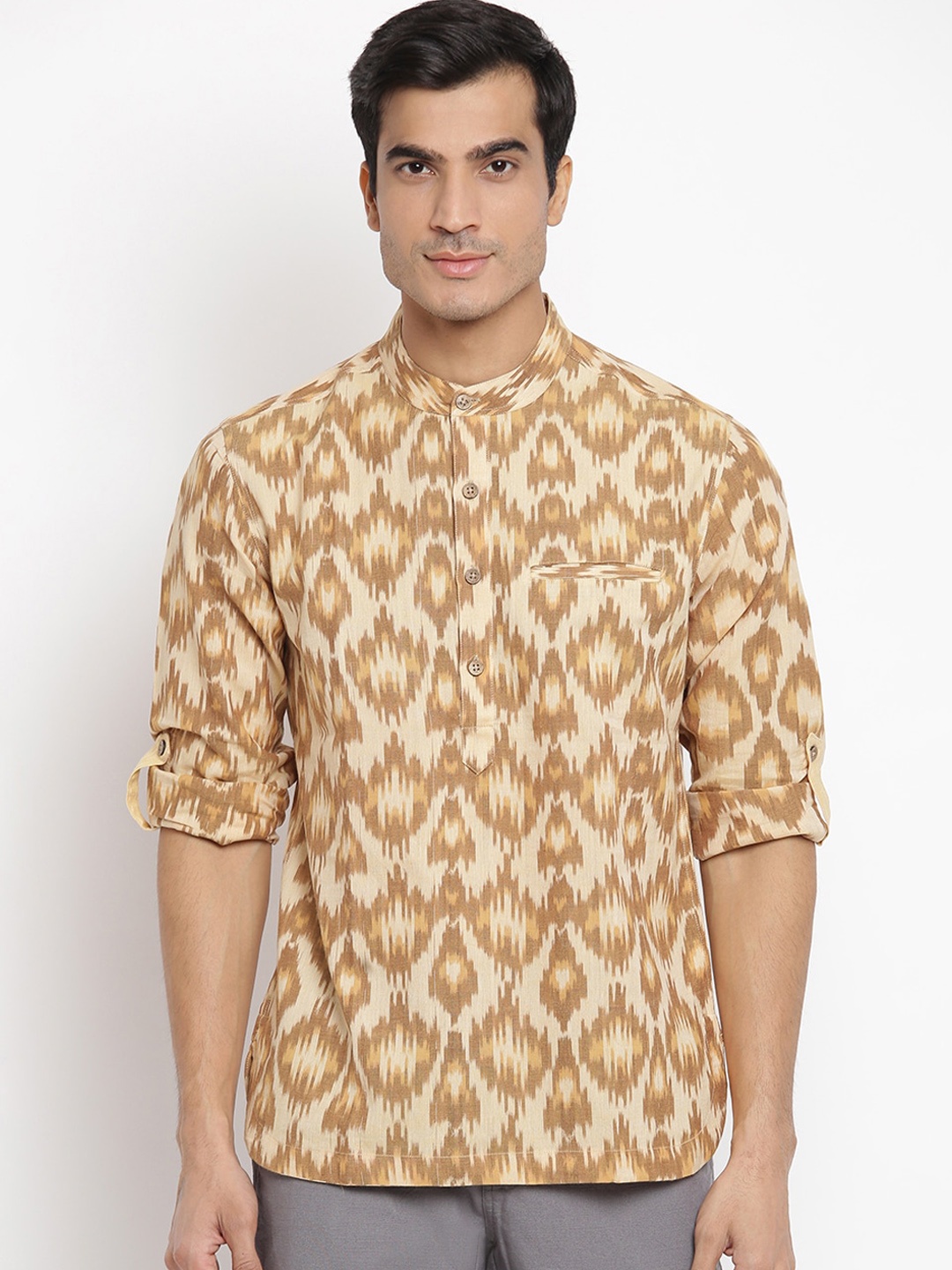 

Fabindia Men Yellow Thread Work Kurta