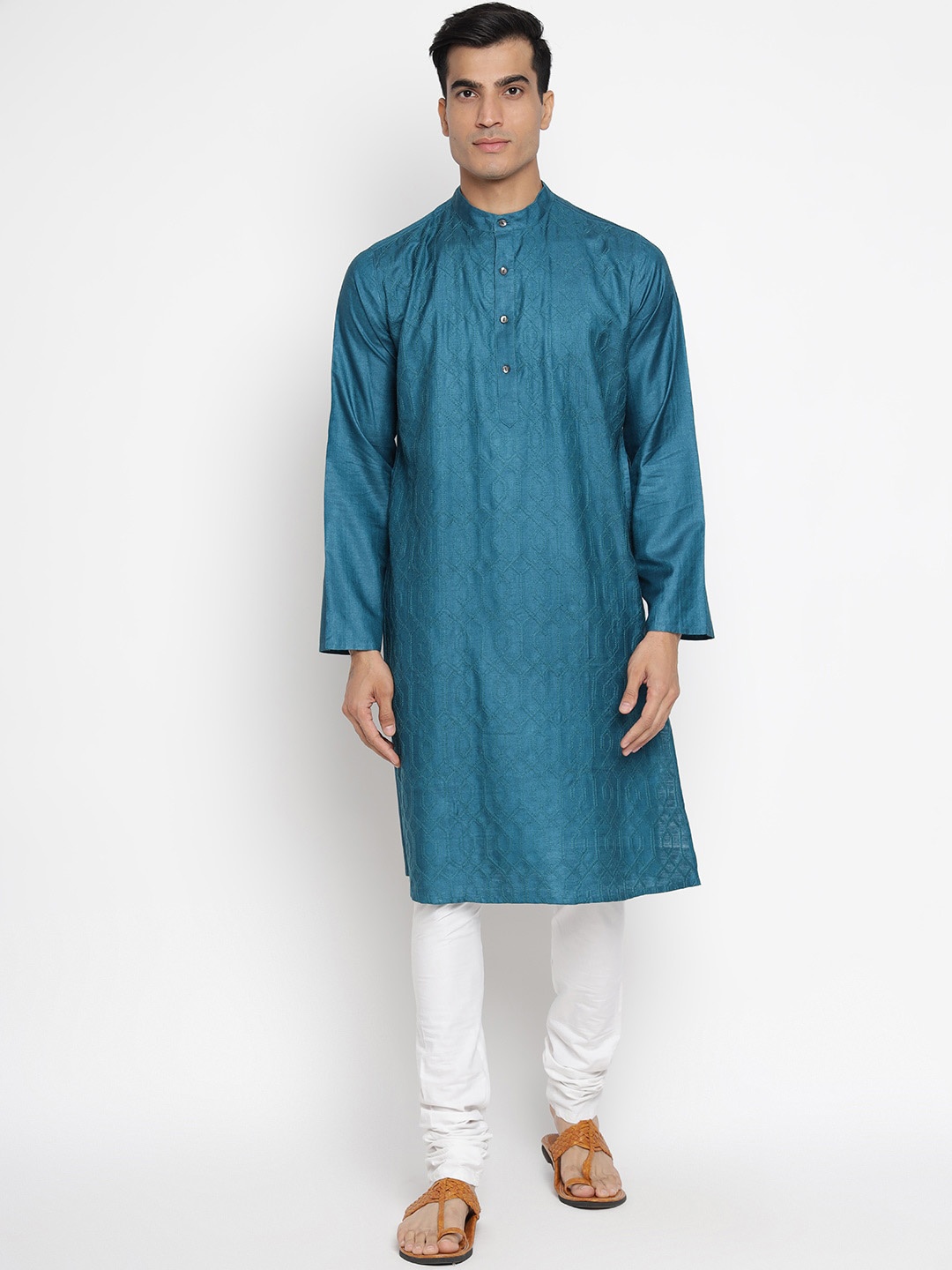 

Fabindia Men Teal Geometric Thread Work Kurta