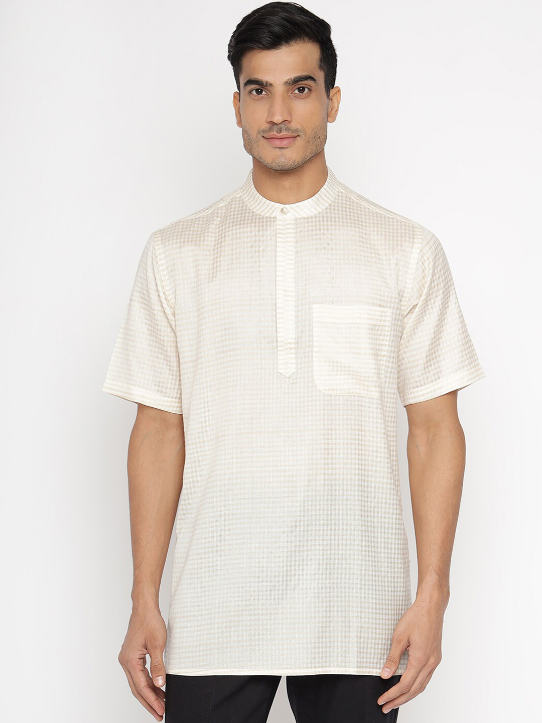 

Fabindia Men Off White Checked Short Kurta
