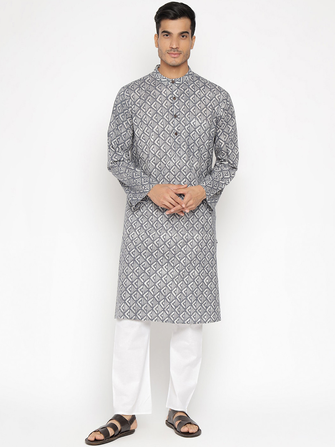 

Fabindia Men Blue Geometric Cotton Kurta