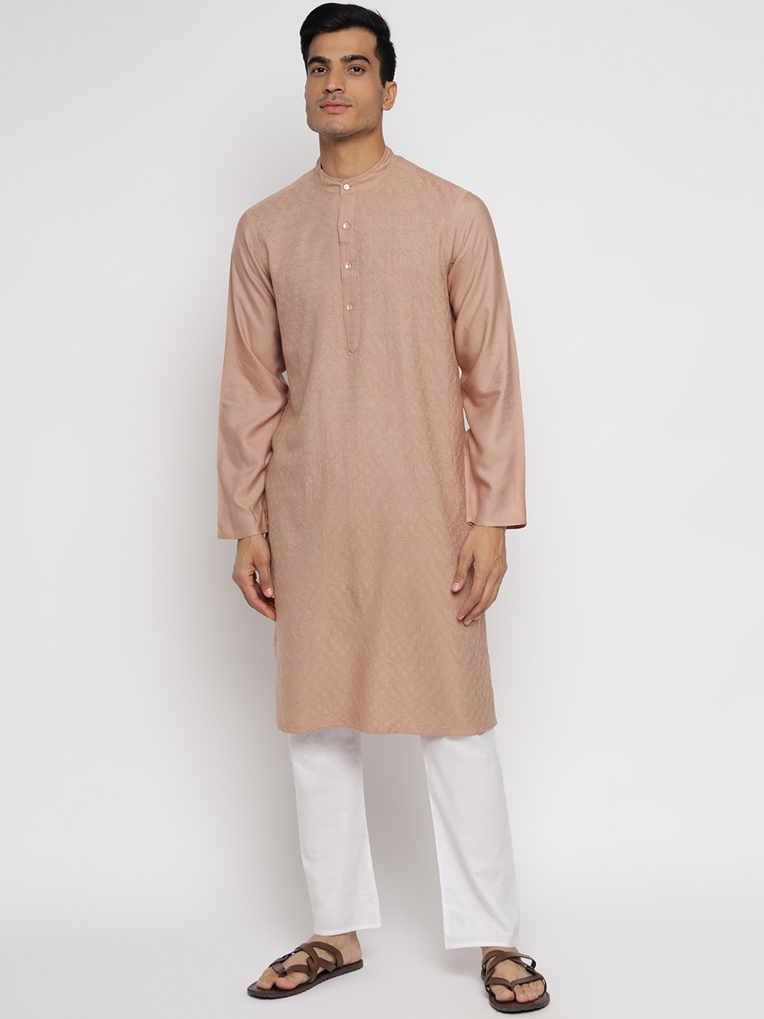 

Fabindia Men Pink Embroidered Thread Work Kurta
