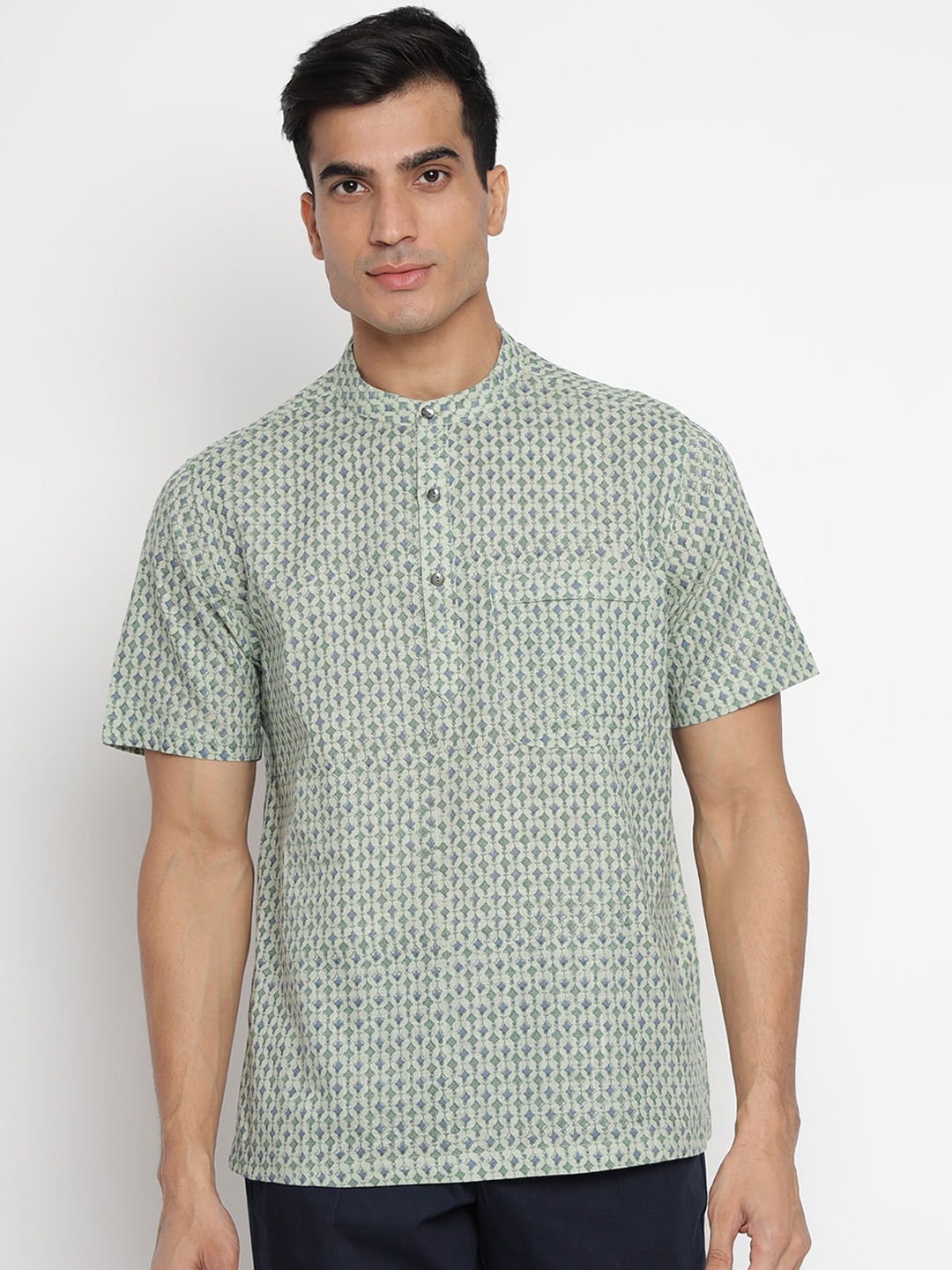 

Fabindia Men Green Floral Pathani Kurta