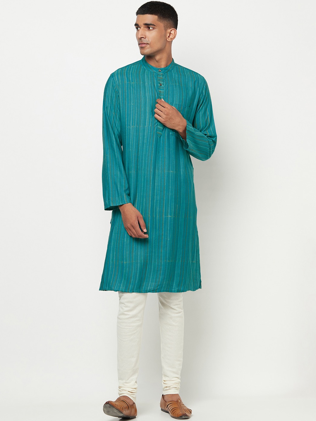 

Fabindia Men Teal Striped Kurta