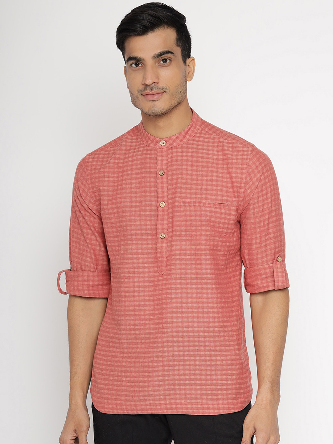 

Fabindia Men Pink Checked Cotton Kurta