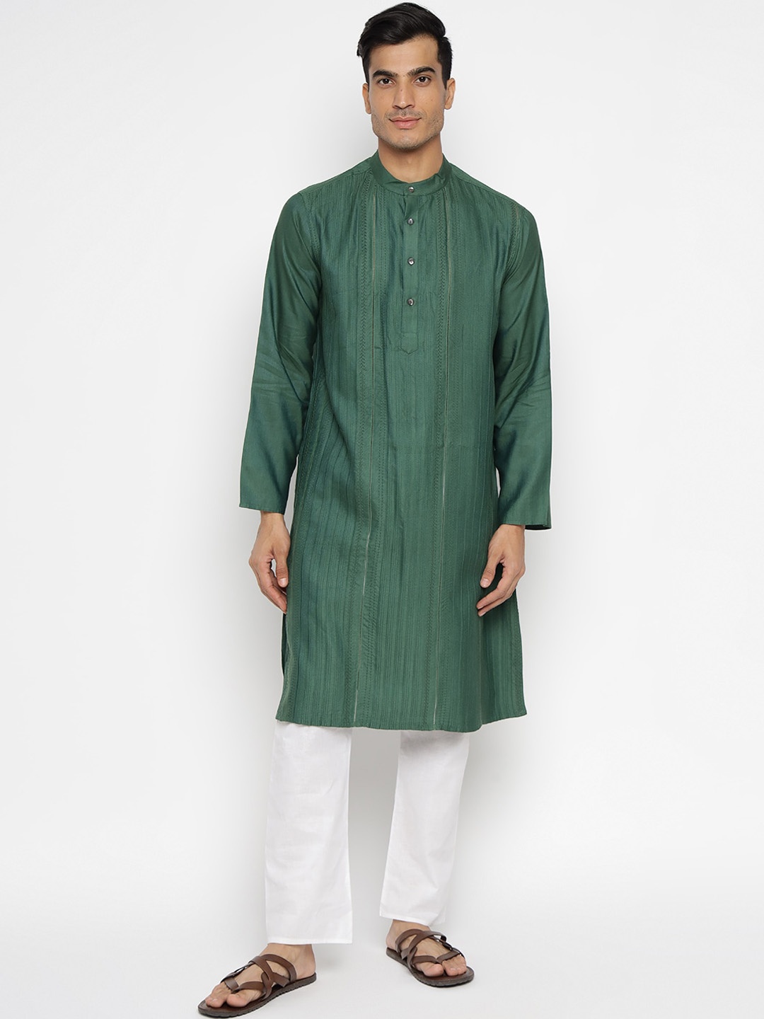 

Fabindia Men Olive Green Striped Thread Work Kurta