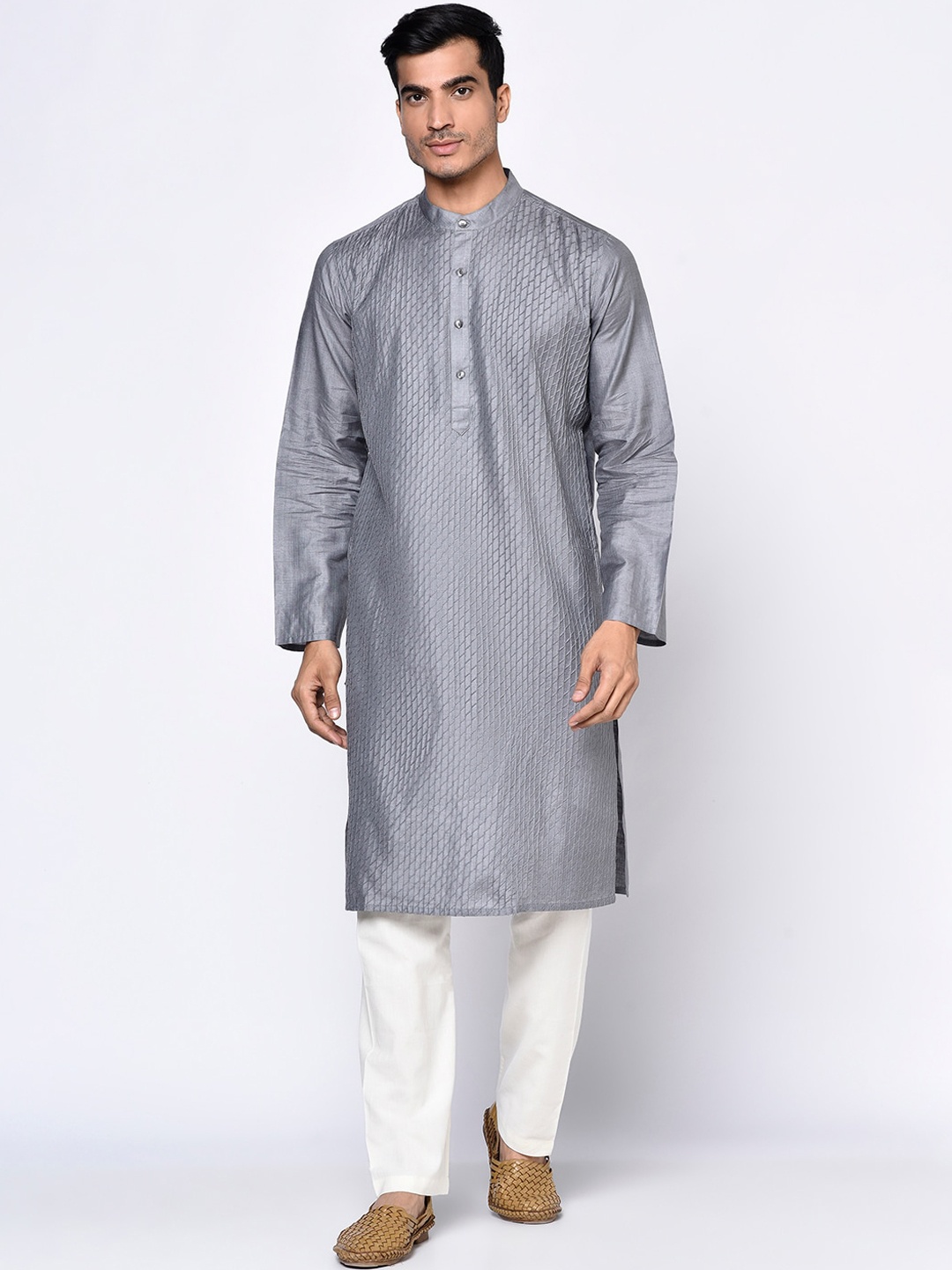 

Fabindia Men Grey Striped Thread Work Kurta
